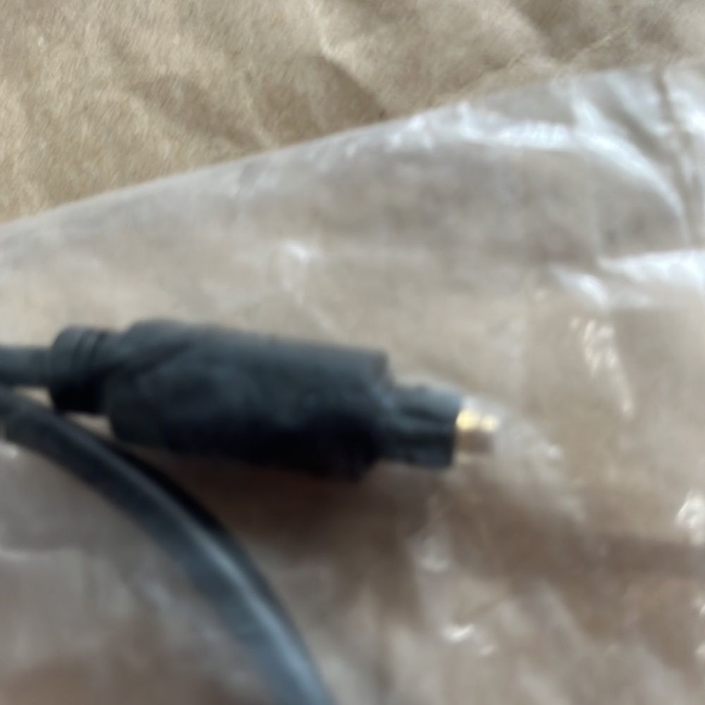 Adapter - Picture 3 of 3